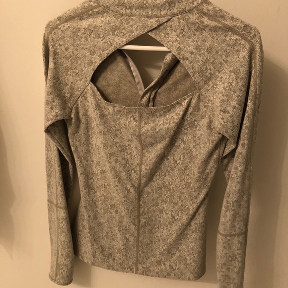 Green Gymshark pullover - Picture 2 of 3